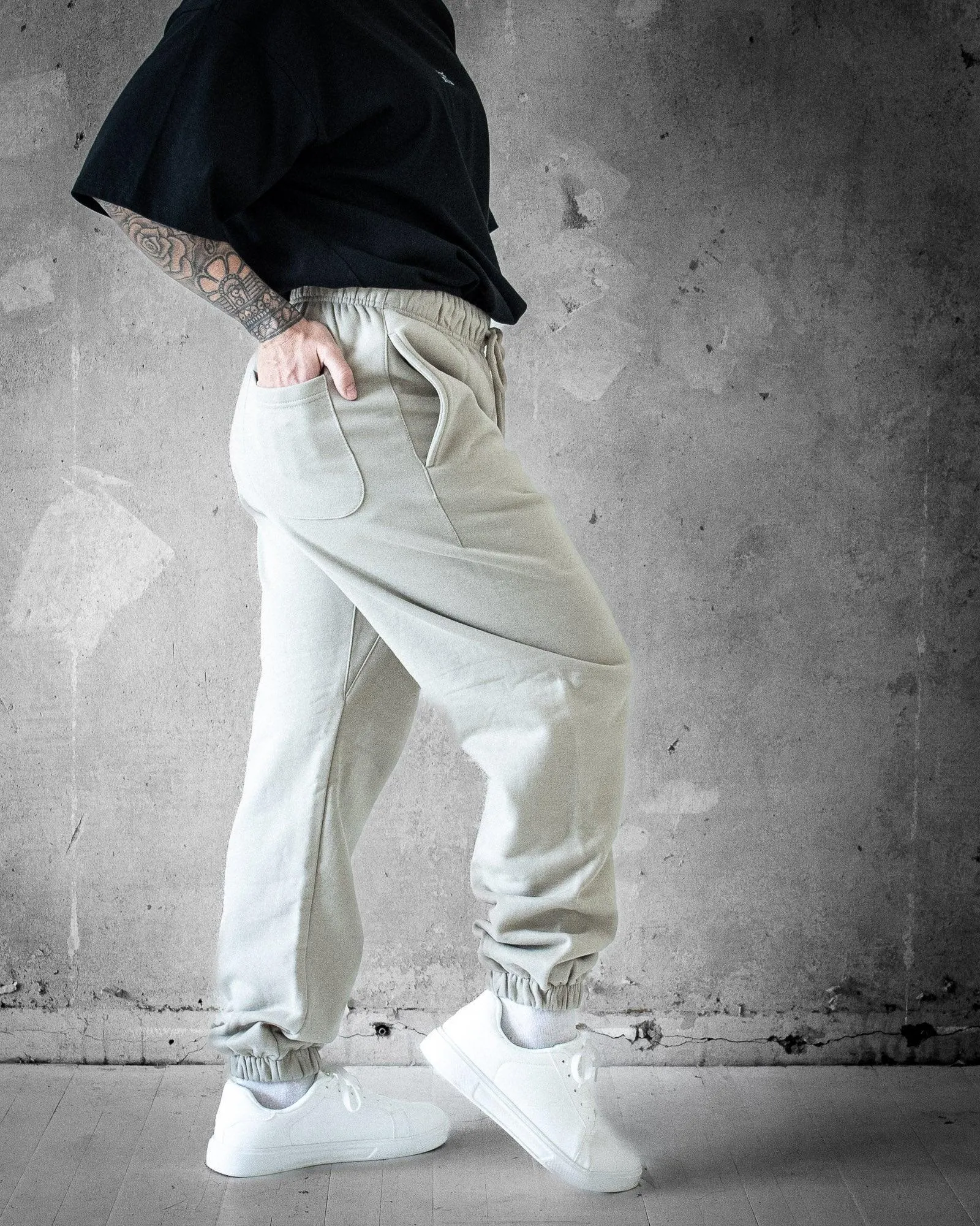 Bregos Pants | Camel Women's Sweatpants