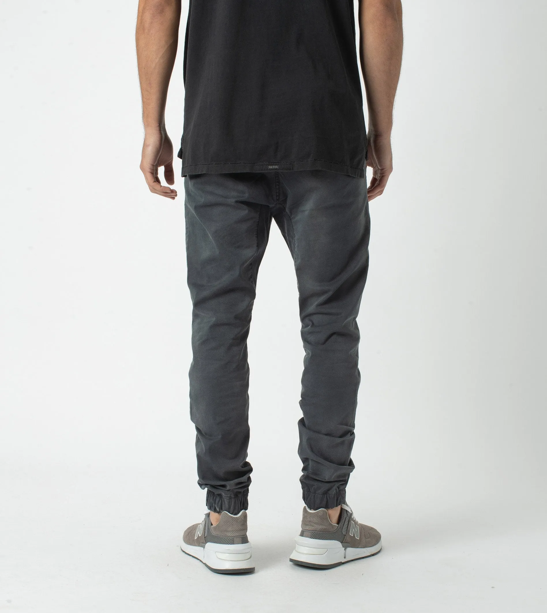 Sureshot Lightweight Jogger GD Black