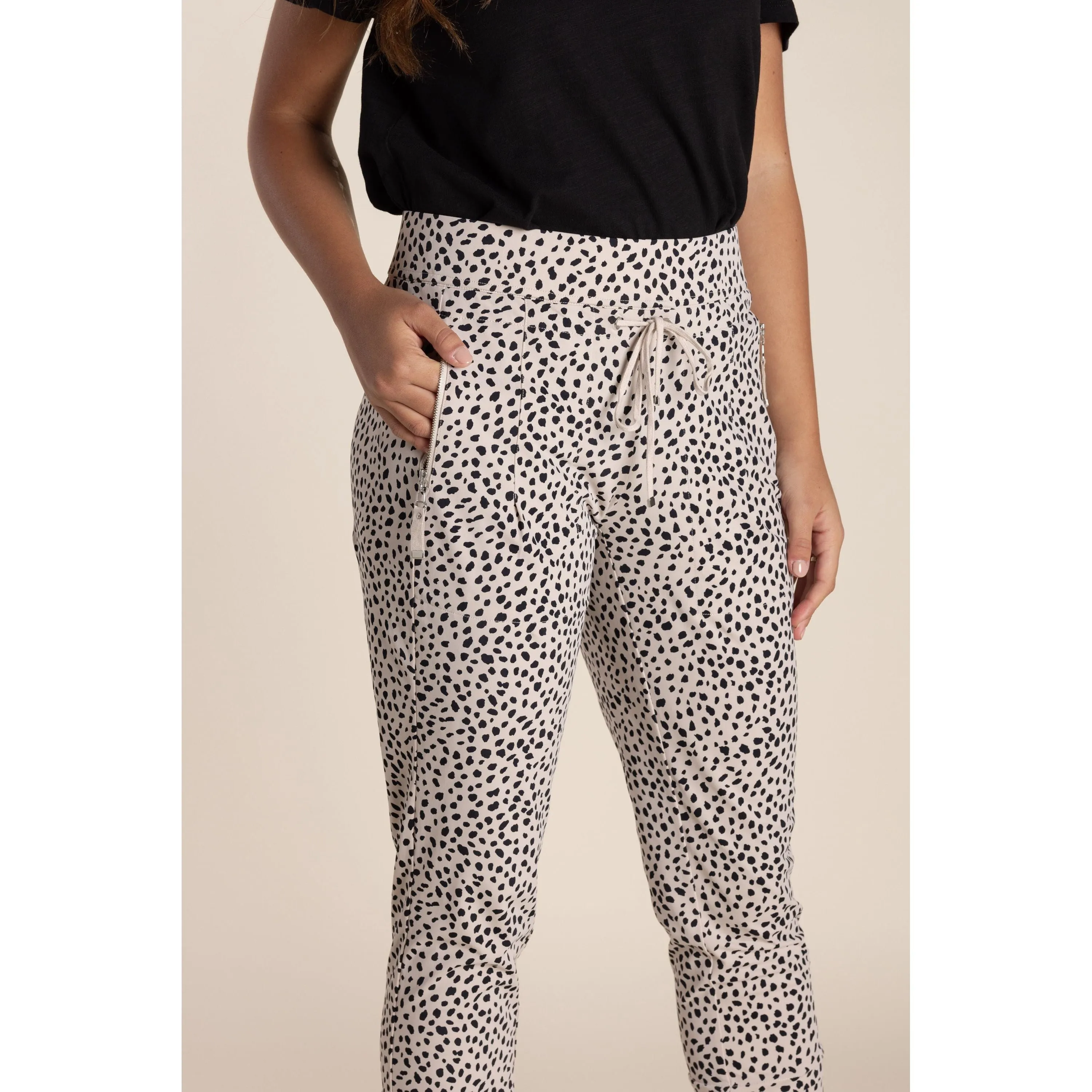 Two T's - Spot Panel Pant Stone/ Black